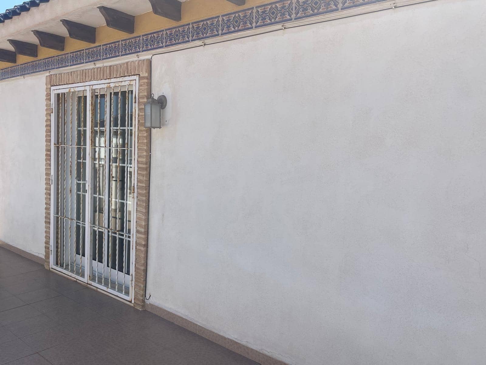 5 Zimmer Haus zu verkaufen in Torrevieja mit Pool - 670.000 € (Ref: 9881595)
