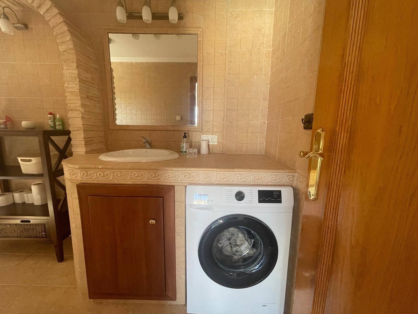 5 Zimmer Haus zu verkaufen in Torrevieja mit Pool - 670.000 € (Ref: 9881595)