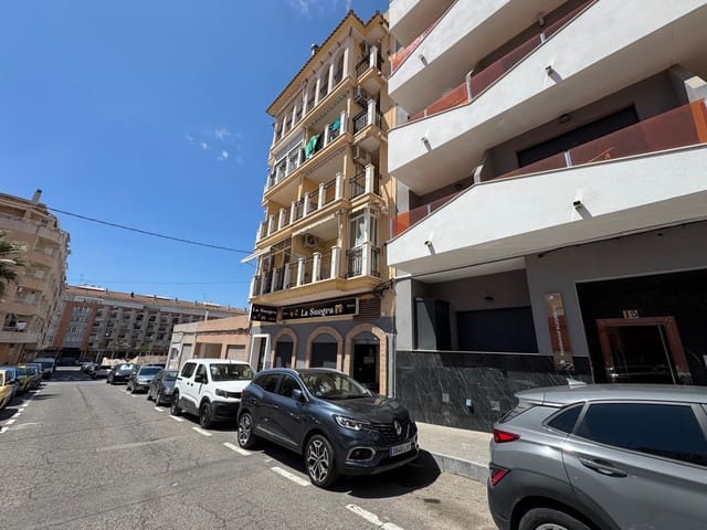 Commerciale in vendita in Avenida Habaneras - Curva de Palangre, Torrevieja - 165.000 € (Rif: 9881599)