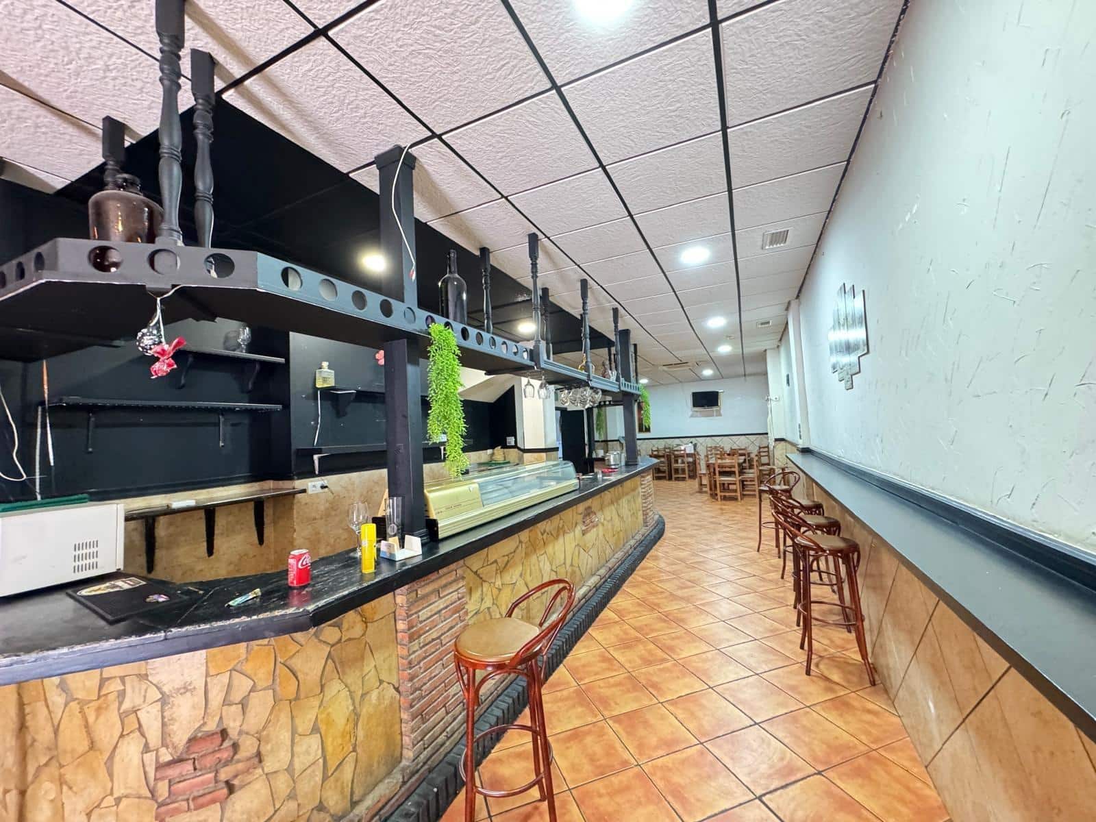 Commerciale in vendita in Torrevieja - 165.000 € (Rif: 9881599)