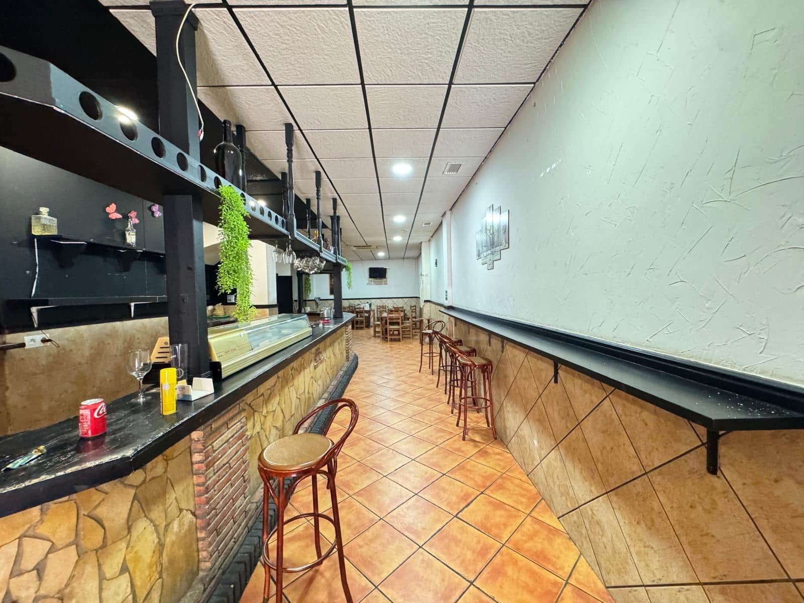 Commerciale in vendita in Torrevieja - 165.000 € (Rif: 9881599)