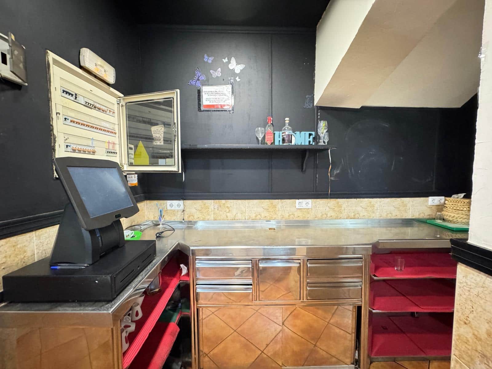Commerciale in vendita in Torrevieja - 165.000 € (Rif: 9881599)