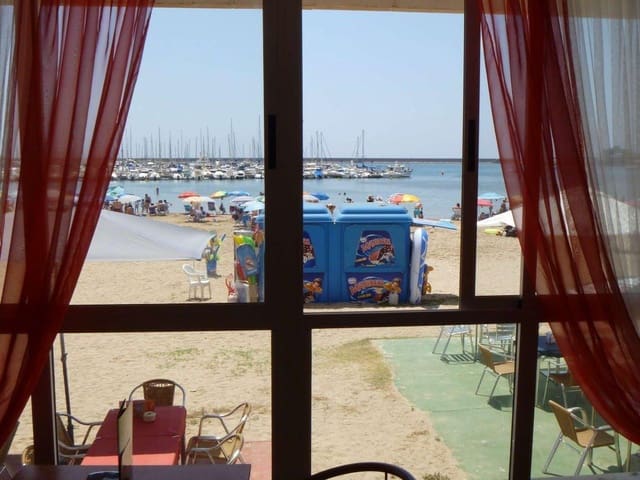 Commerciale in vendita in Playa del Acequión, Torrevieja - 750.000 € (Rif: 9881600)
