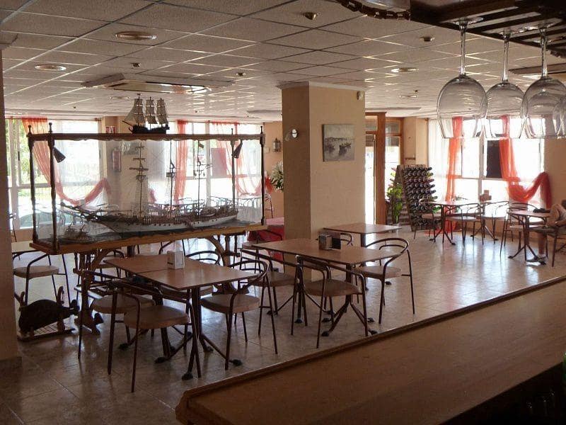 Commerciale in vendita in Torrevieja - 750.000 € (Rif: 9881600)
