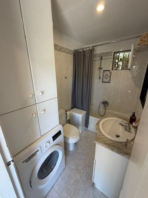 1 soveværelse Bungalow til salg i Torrevieja med swimmingpool - € 142.000 (Ref: 9882206)