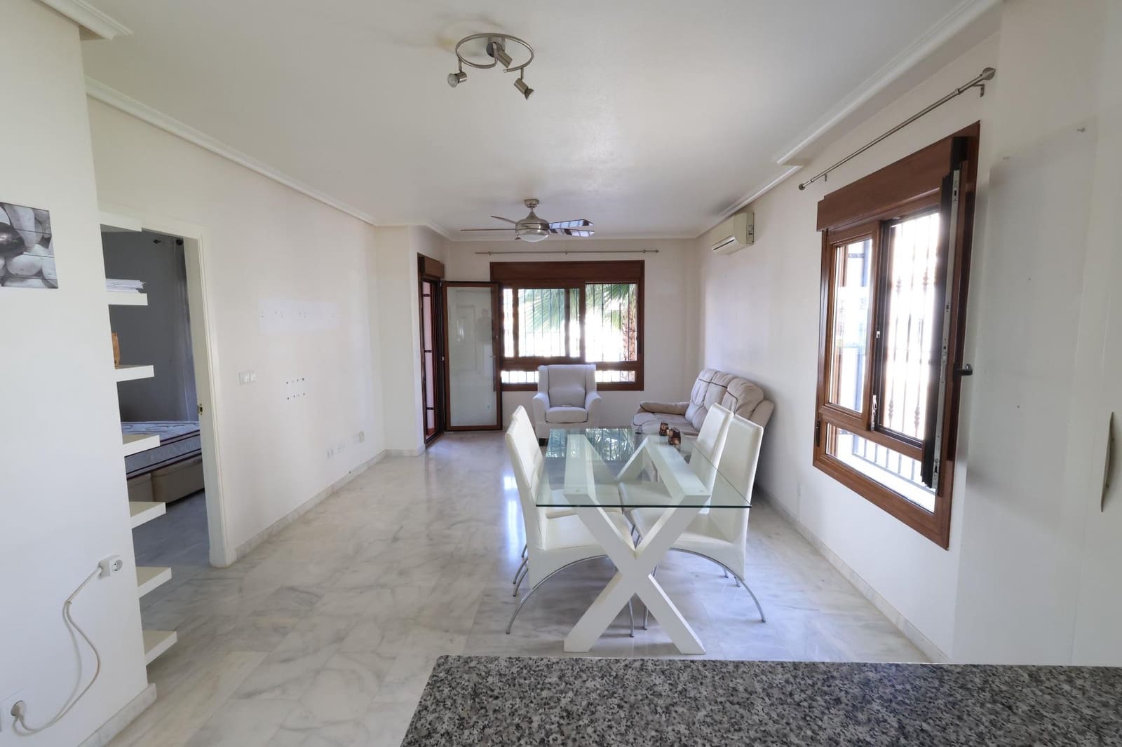 2 Zimmer Apartment zu verkaufen in Orihuela Costa mit Pool Garage - 195.000 € (Ref: 9885110)