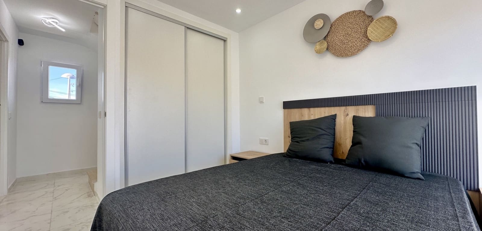 3 sypialnia Dom na sprzedaż w Torrevieja z basenem - 229 000 € (Ref: 9889324)