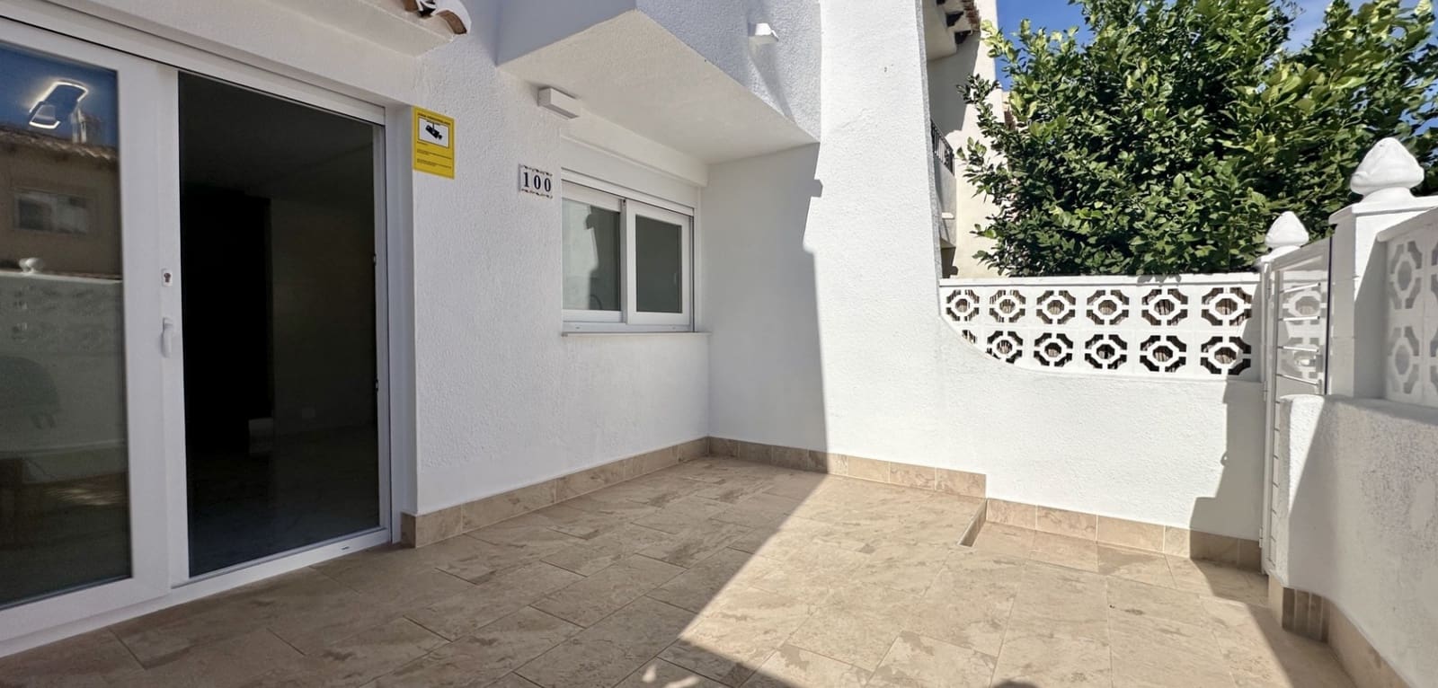 3 sypialnia Dom na sprzedaż w Torrevieja z basenem - 229 000 € (Ref: 9889324)