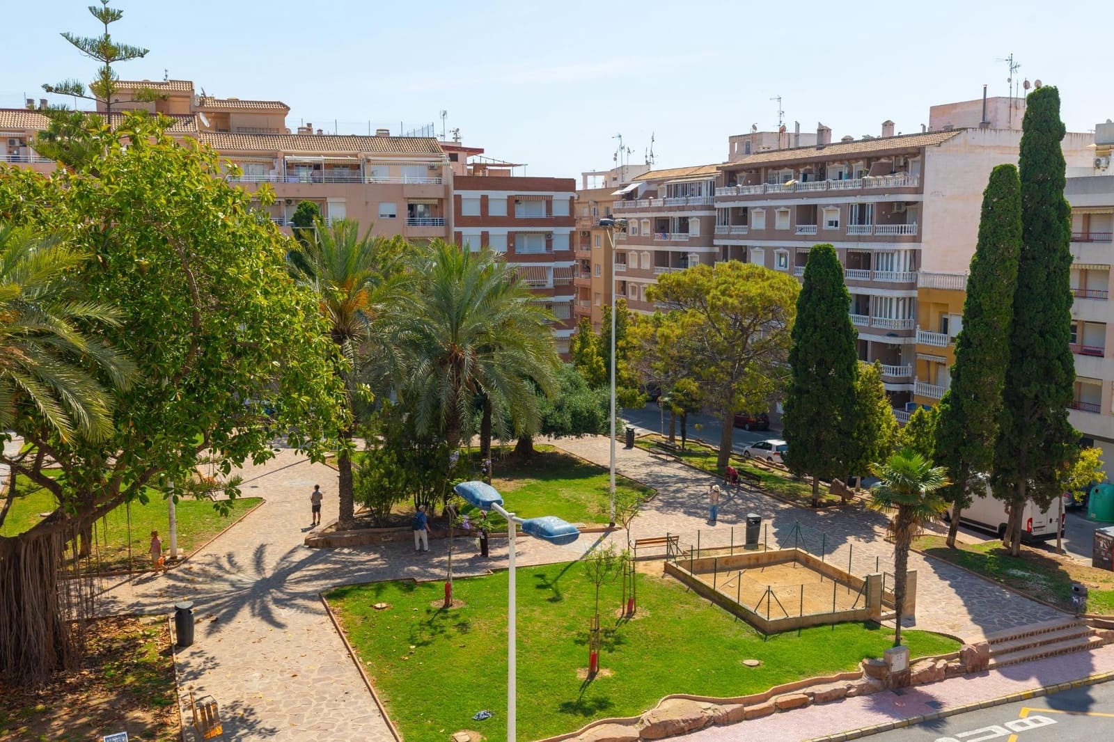 Apartamento de 3 habitaciones en Torrevieja en venta - 184.900 € (Ref: 9890089)