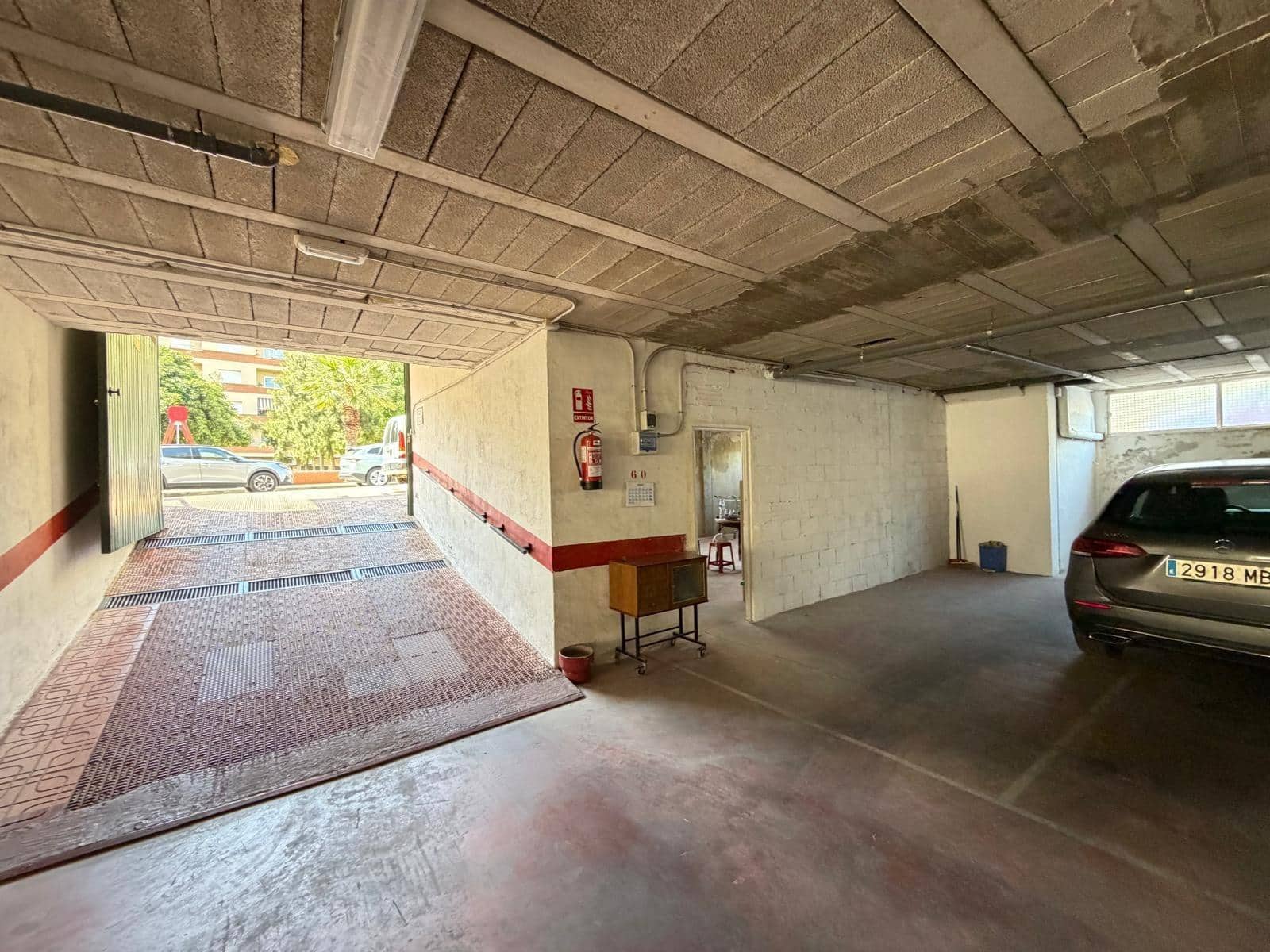 Local Comercial en Torrevieja en venta - 845.000 € (Ref: 9899691)