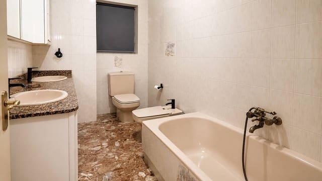 4 chambre Appartement à vendre à Orihuela ciudad, Orihuela - 229 000 € (Ref: 9899694)