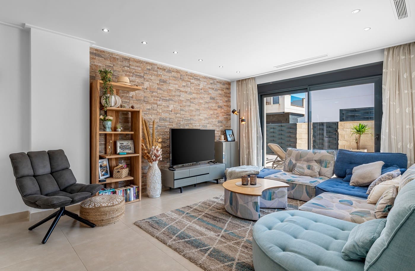 3 sypialnia Willa na sprzedaż w Ciudad Quesada z basenem - 410 000 € (Ref: 9899697)