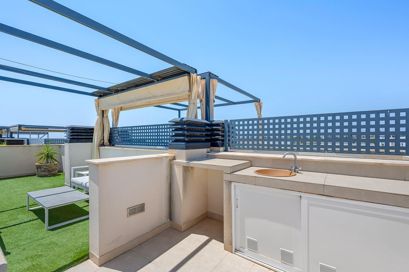 3 sypialnia Willa na sprzedaż w Ciudad Quesada z basenem - 410 000 € (Ref: 9899697)