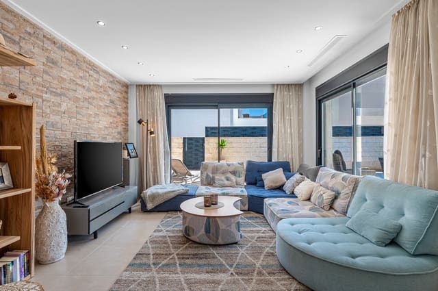 3 soveværelse Villa til salg i Ciudad Quesada, Rojales med swimmingpool - € 410.000 (Ref: 9899697)