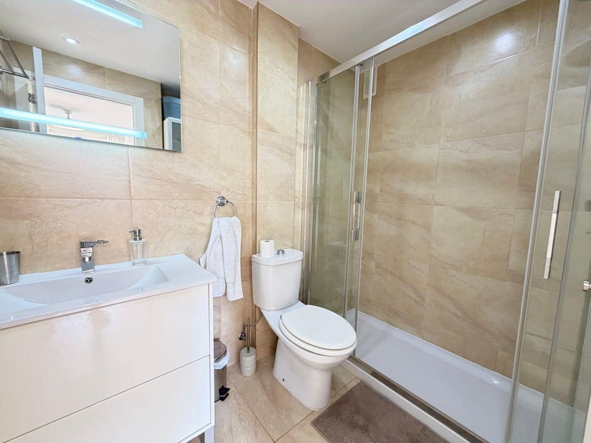 2 sovrum Lägenhet till salu i Villamartin med pool - 189 900 € (Ref: 9902285)