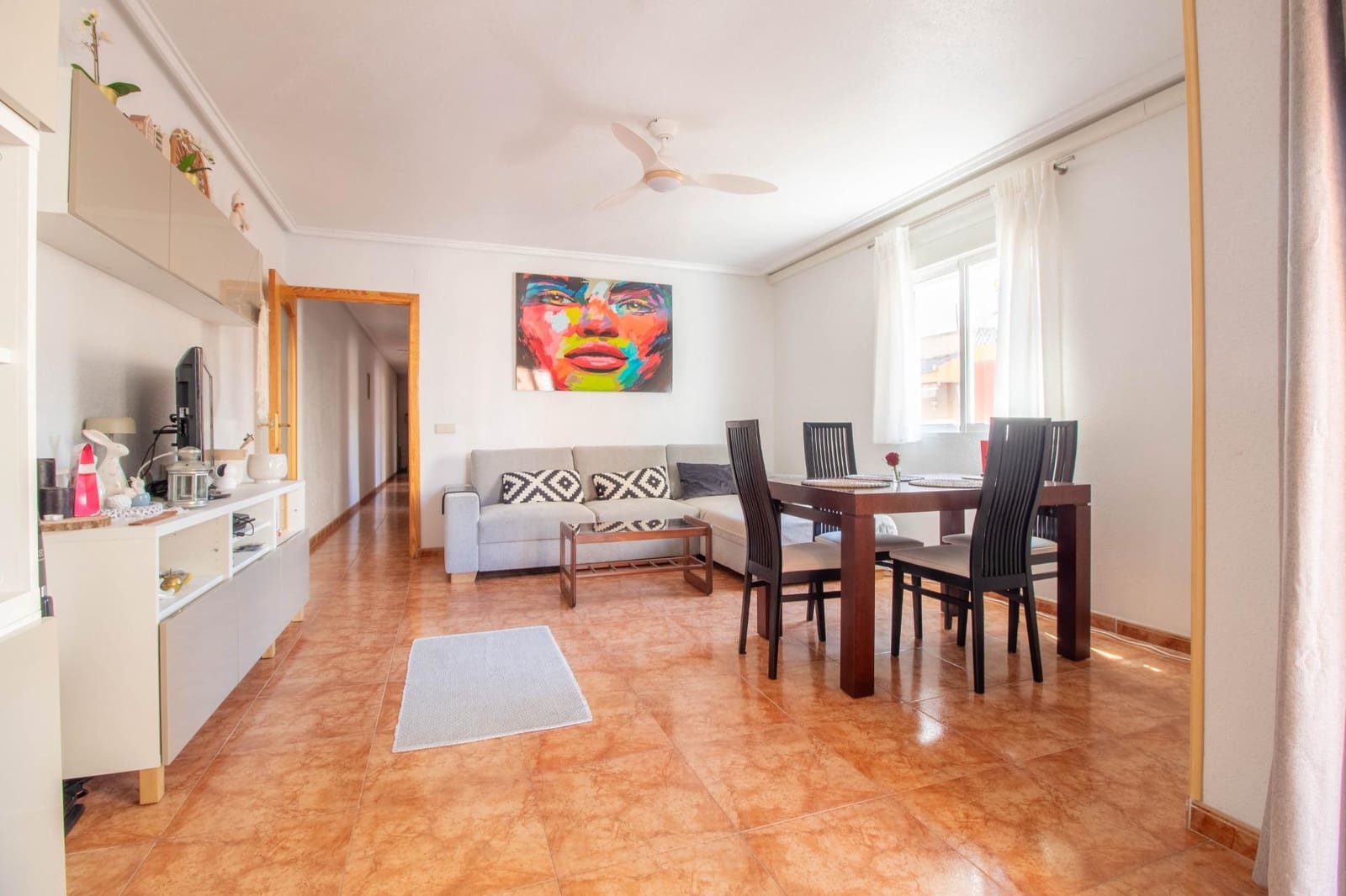 Apartamento de 3 habitaciones en Torrevieja en venta - 144.900 € (Ref: 9902713)