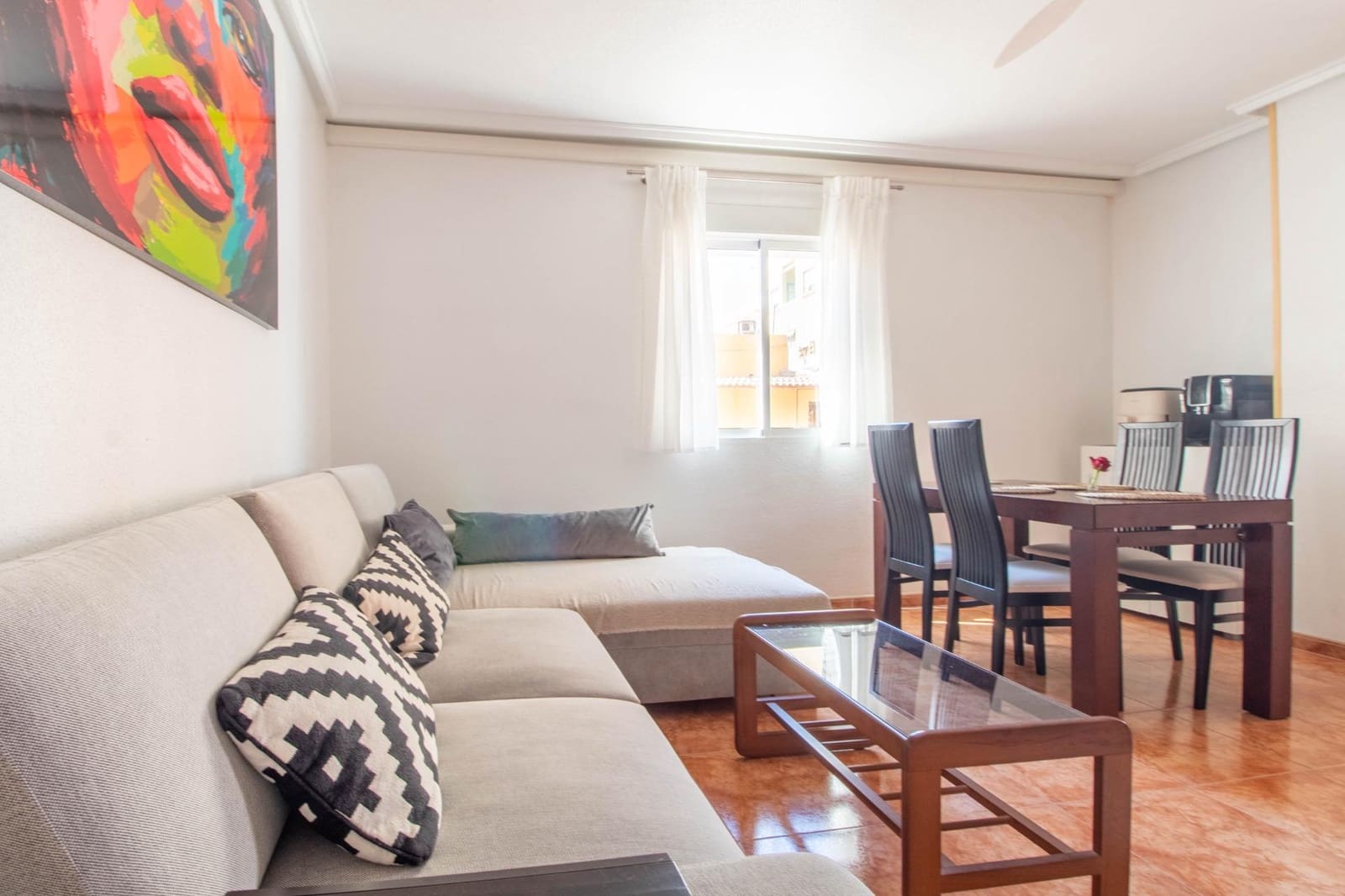 Apartamento de 3 habitaciones en Torrevieja en venta - 144.900 € (Ref: 9902713)