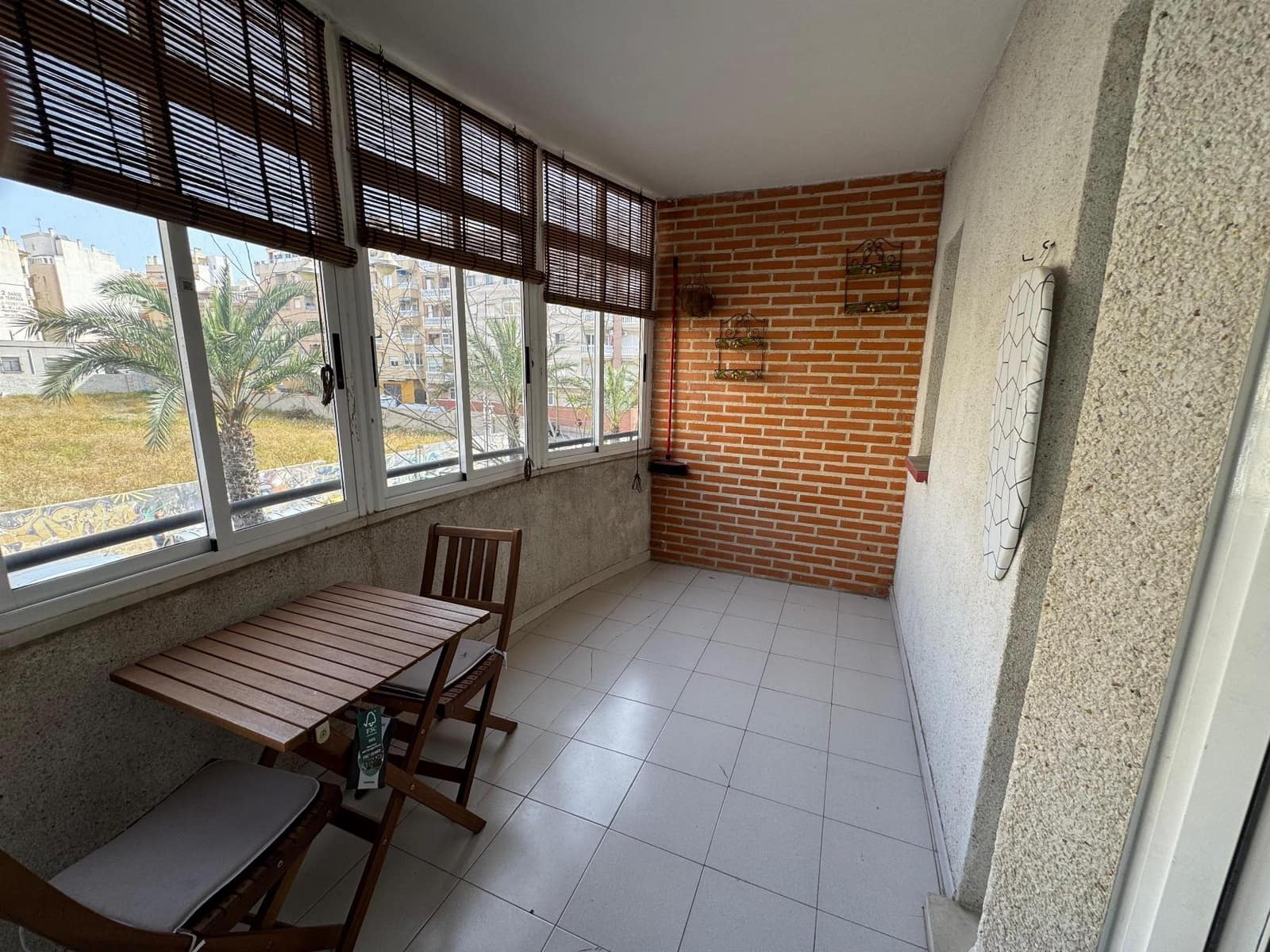 Studio zu verkaufen in Torrevieja mit Pool - 99.500 € (Ref: 9905227)