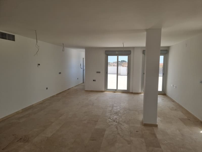 2 bedroom Apartment for sale in Orihuela with pool - € 255,000 (Ref: 9909098)