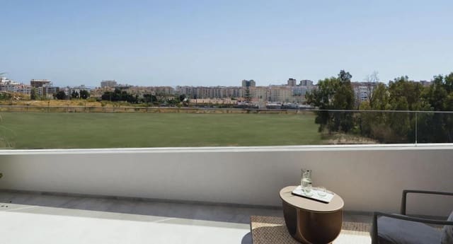 2 sovrum Lägenhet till salu i Los Boliches , Fuengirola med pool - 634 000 € (Ref: 9909140)
