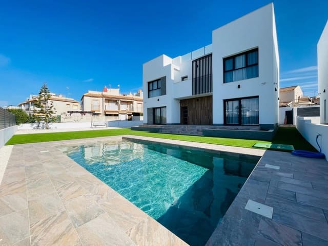 5 sypialnia Willa na sprzedaż w Aguas Nuevas, Torrevieja - 1 200 000 € (Ref: 9909171)