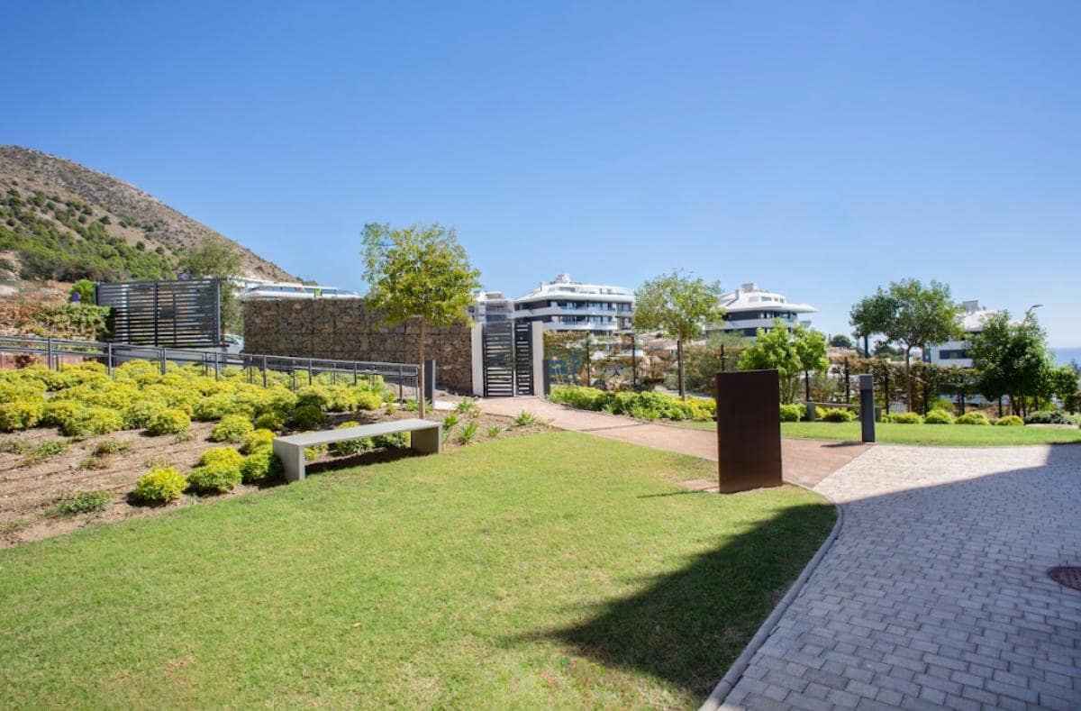 2 soveværelse Lejlighed til salg i Benalmadena med swimmingpool - € 705.000 (Ref: 9909198)
