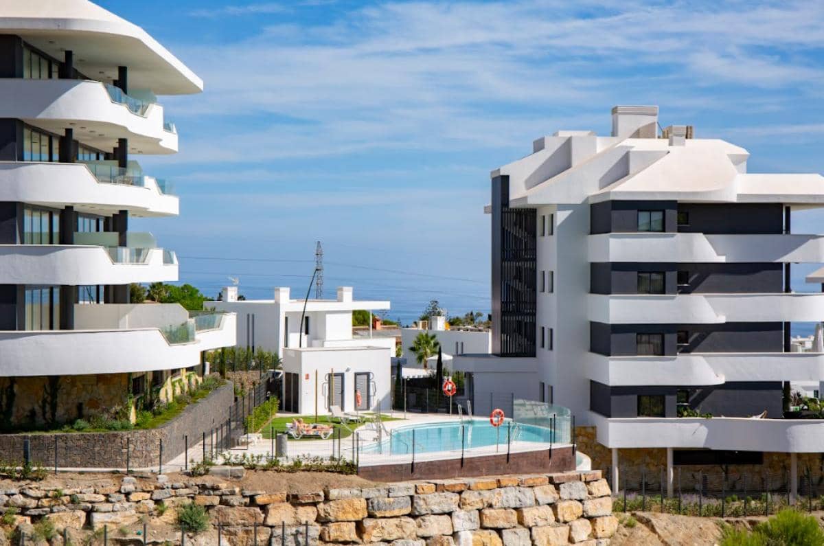 2 soveværelse Lejlighed til salg i Benalmadena med swimmingpool - € 705.000 (Ref: 9909198)