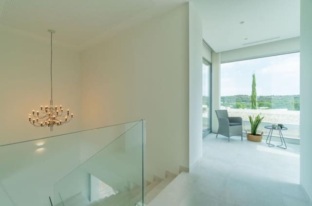 3 soveværelse Villa til salg i Las Colinas Golf, Orihuela med swimmingpool - € 2.695.000 (Ref: 9909200)