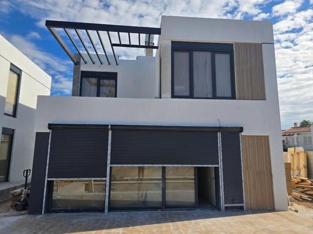 Chalet de 3 habitaciones en Barranco Hondo, La Nucia en venta con piscina - 530.000 € (Ref: 9909251)