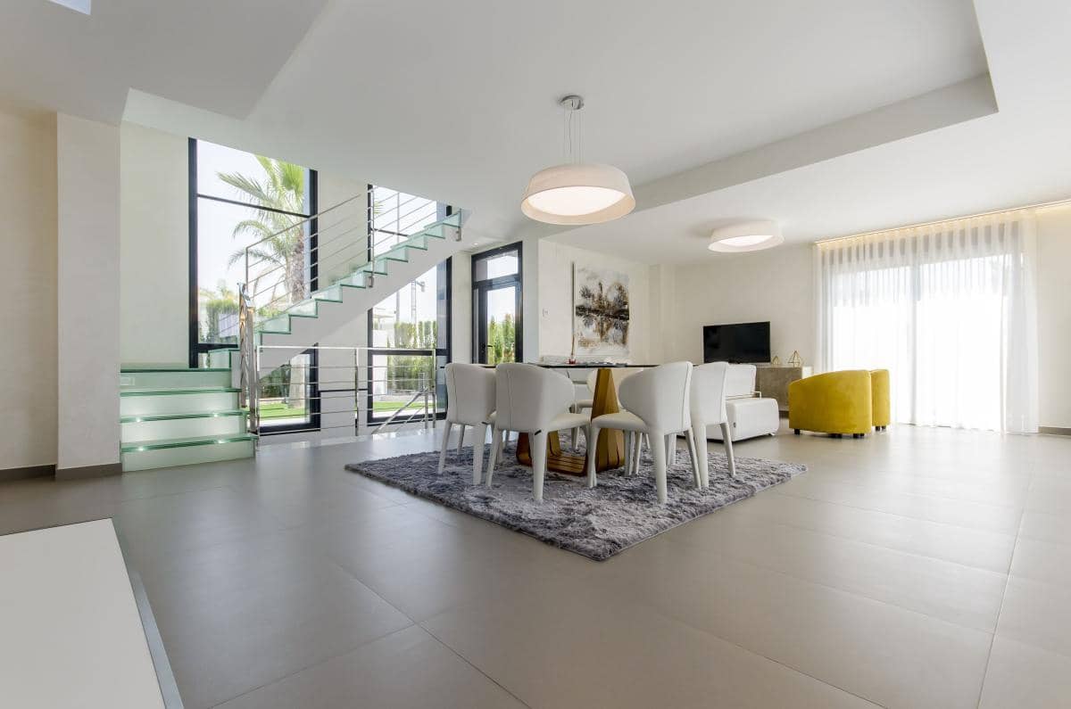 3 makuuhuone Huvila myytävänä paikassa Orihuela mukana uima-altaan - 1 195 000 € (Ref: 9909276)