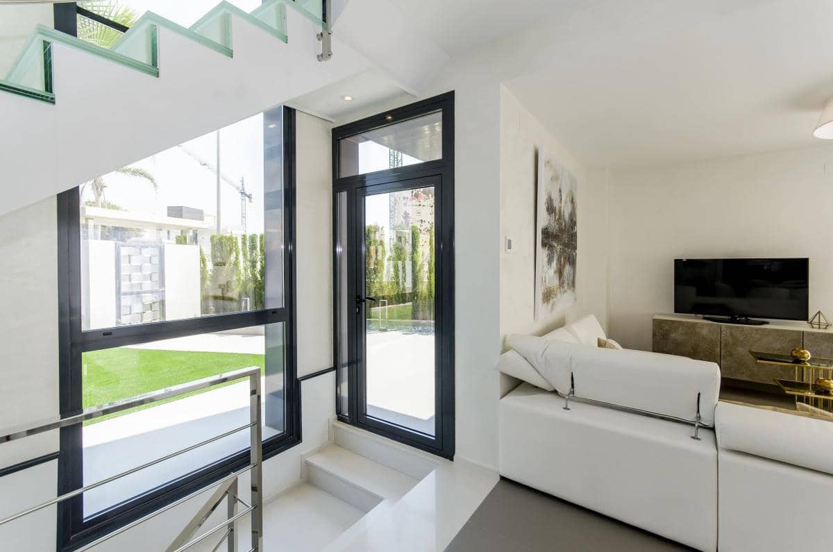 3 makuuhuone Huvila myytävänä paikassa Orihuela mukana uima-altaan - 1 195 000 € (Ref: 9909276)