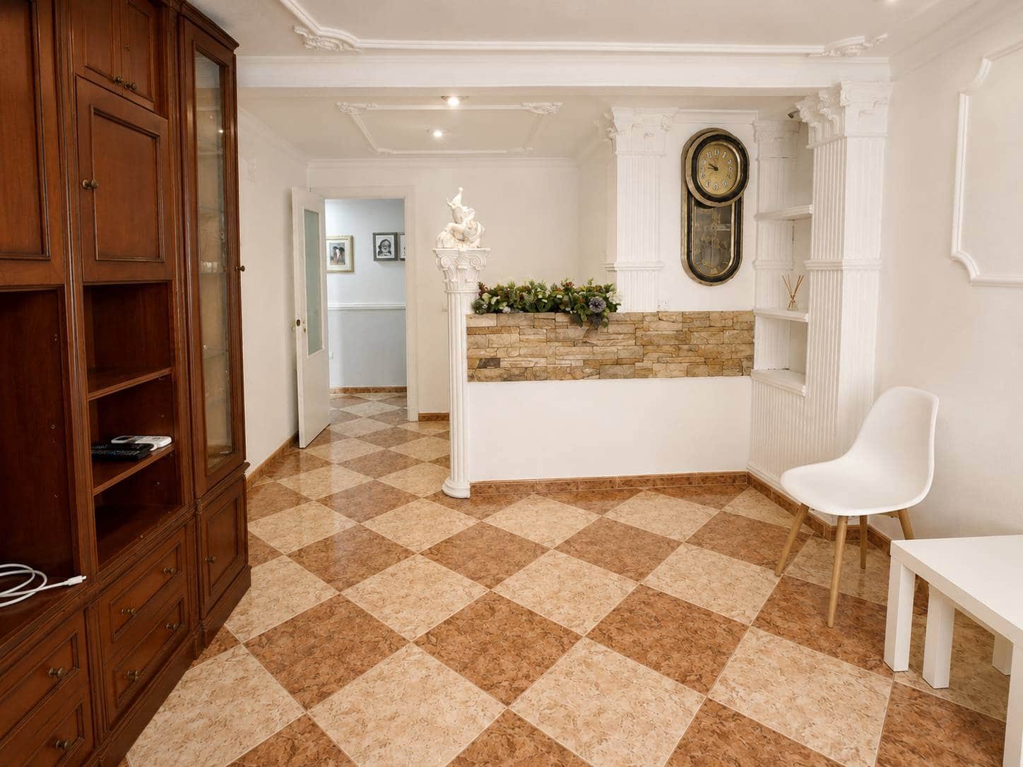 4 Zimmer Apartment zu verkaufen in Orihuela - 229.000 € (Ref: 9909287)