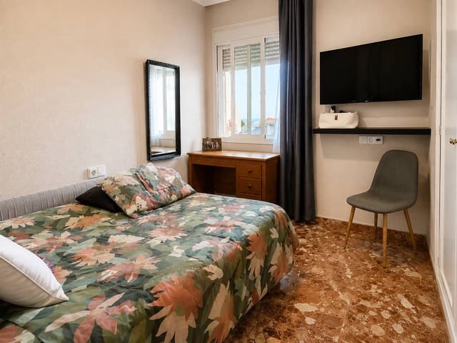 4 Zimmer Apartment zu verkaufen in Orihuela ciudad, Orihuela - 229.000 € (Ref: 9909287)