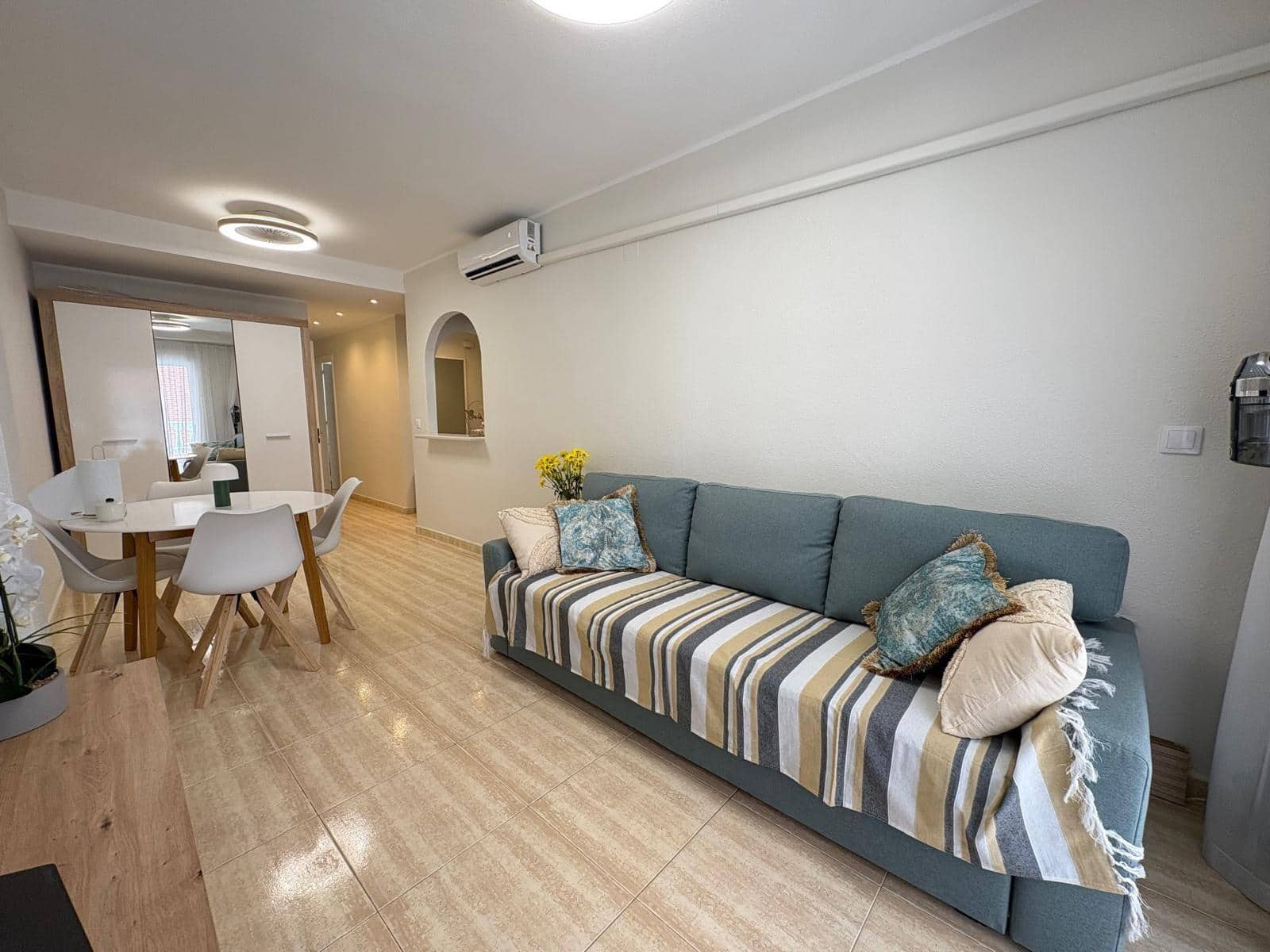 1 slaapkamer Appartement te koop in Torrevieja - € 179.900 (Ref: 9909295)