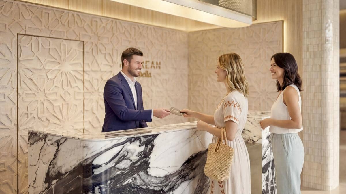 1 sovrum Lägenhet till salu i Benahavis med pool garage - 809 763 € (Ref: 9909502)