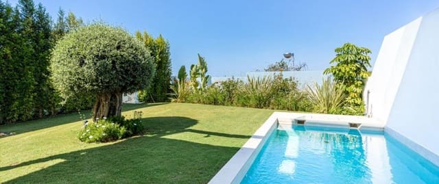 Casa de 4 habitaciones en Valdeolletas - Las Cancelas - Xarblanca, Marbella en venta con piscina garaje - 1.890.000 € (Ref: 9909548)
