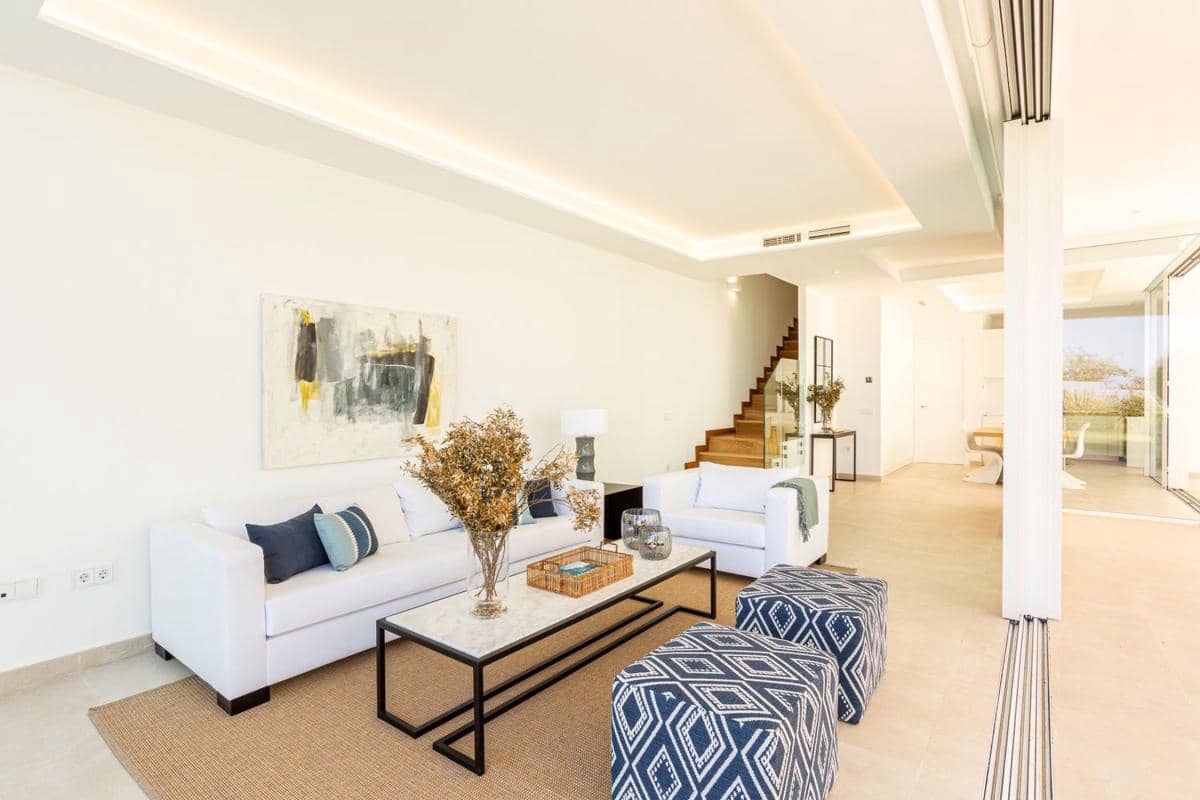 Casa de 4 habitaciones en Marbella en venta con piscina garaje - 1.890.000 € (Ref: 9909548)