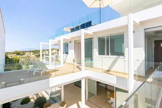 Casa de 4 habitaciones en Valdeolletas - Las Cancelas - Xarblanca, Marbella en venta con piscina garaje - 1.890.000 € (Ref: 9909548)