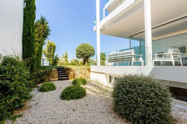 Casa de 4 habitaciones en Valdeolletas - Las Cancelas - Xarblanca, Marbella en venta con piscina garaje - 1.890.000 € (Ref: 9909548)