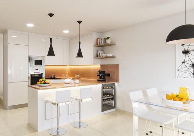 Chalet de 3 habitaciones en San Fulgencio en venta con piscina - 395.000 € (Ref: 9909623)