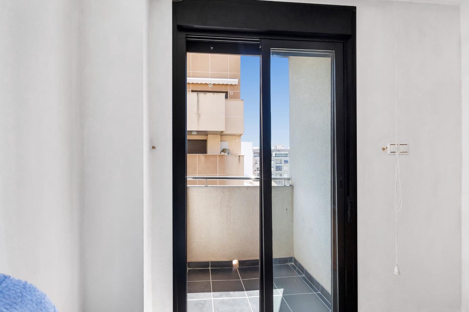 2 bedroom Apartment for sale in Torrevieja - € 139,900 (Ref: 9911293)