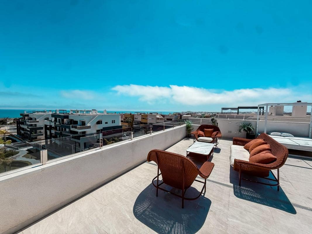 2 slaapkamer Appartement te koop in Orihuela met zwembad - € 575.000 (Ref: 9911328)