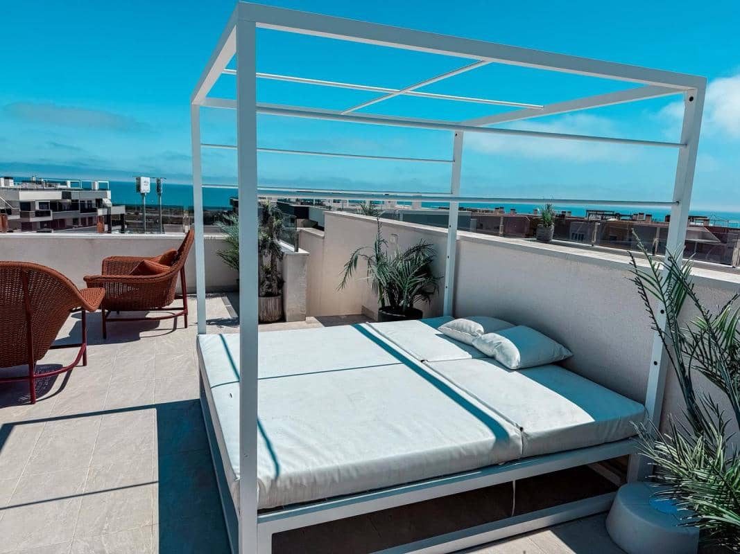 2 slaapkamer Appartement te koop in Orihuela met zwembad - € 575.000 (Ref: 9911328)