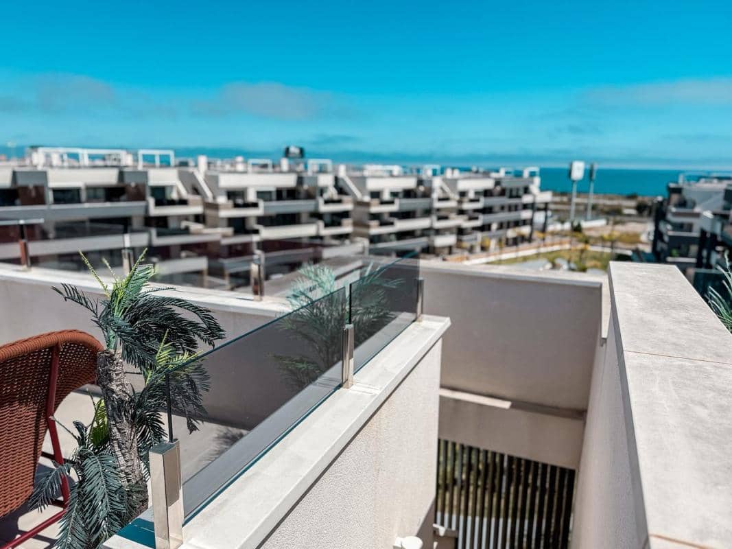 2 slaapkamer Appartement te koop in Orihuela met zwembad - € 575.000 (Ref: 9911328)
