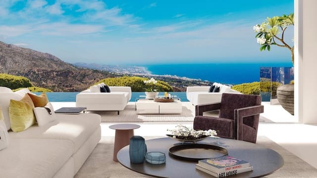 4 bedroom Villa for sale in Playa Bajadilla - Puertos, Marbella with pool - € 6,995,000 (Ref: 9912073)