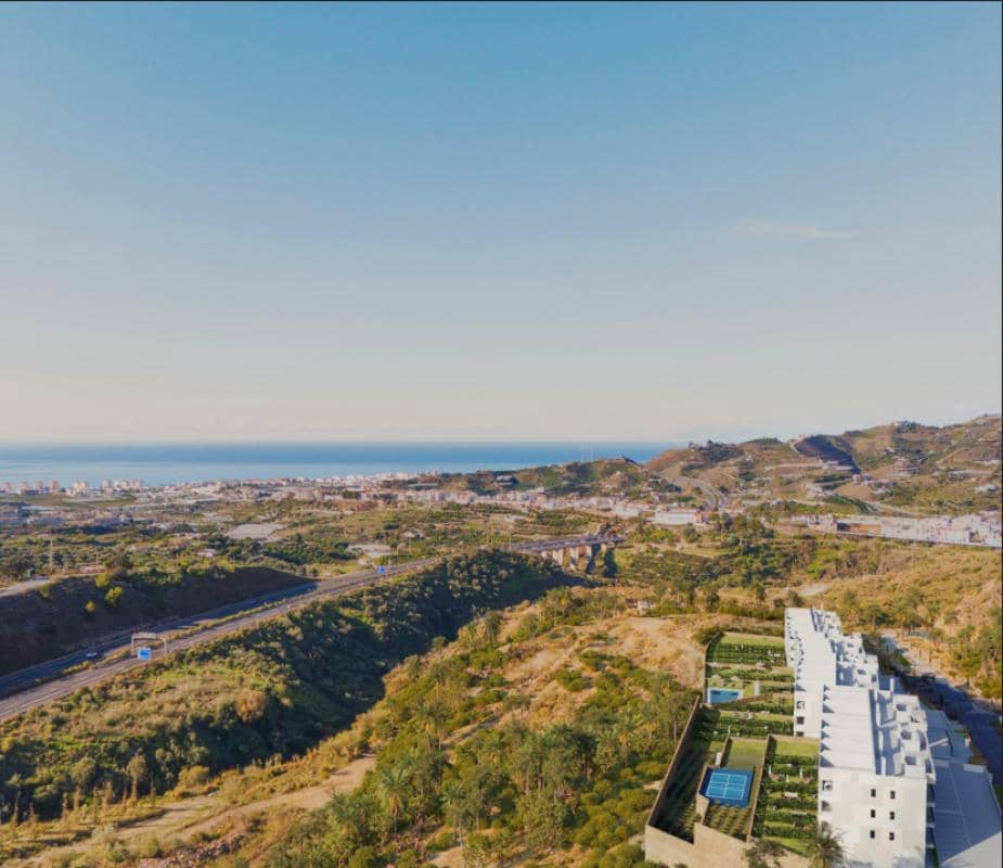 2 bedroom Apartment for sale in Torrox with pool - € 289,000 (Ref: 9912171)
