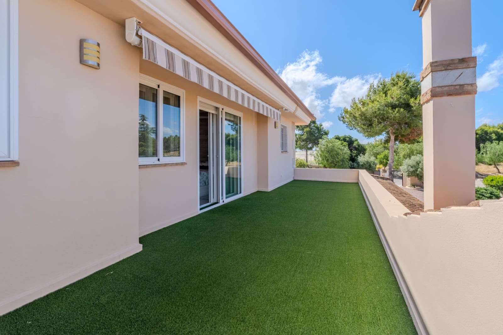 3 soverom Finca/Herregård til salgs i San Miguel de Salinas med svømmebasseng garasje - € 999 900 (Ref: 9912426)