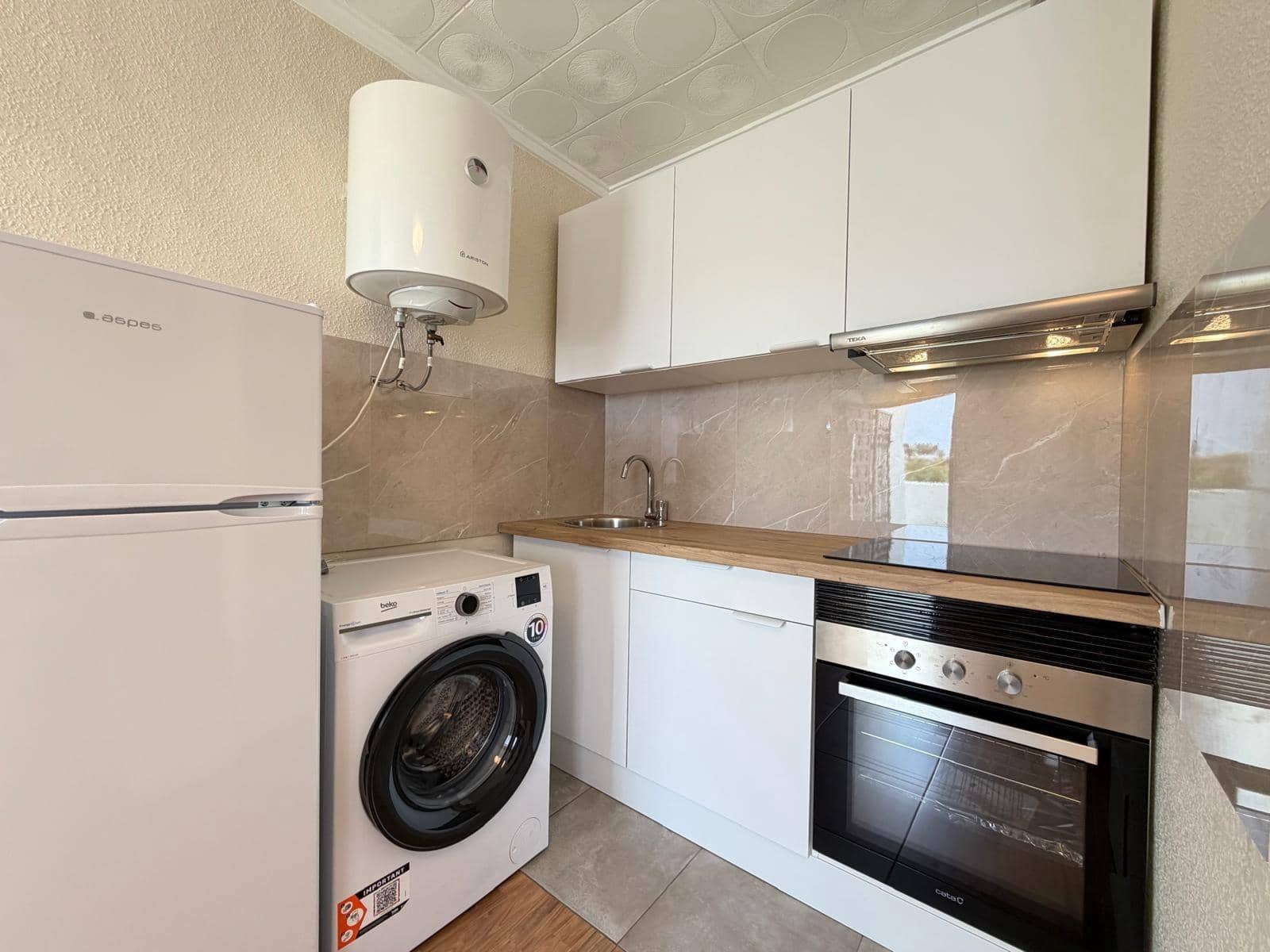 2 sypialnia Bungalow na sprzedaż w Torrevieja - 115 000 € (Ref: 9913462)
