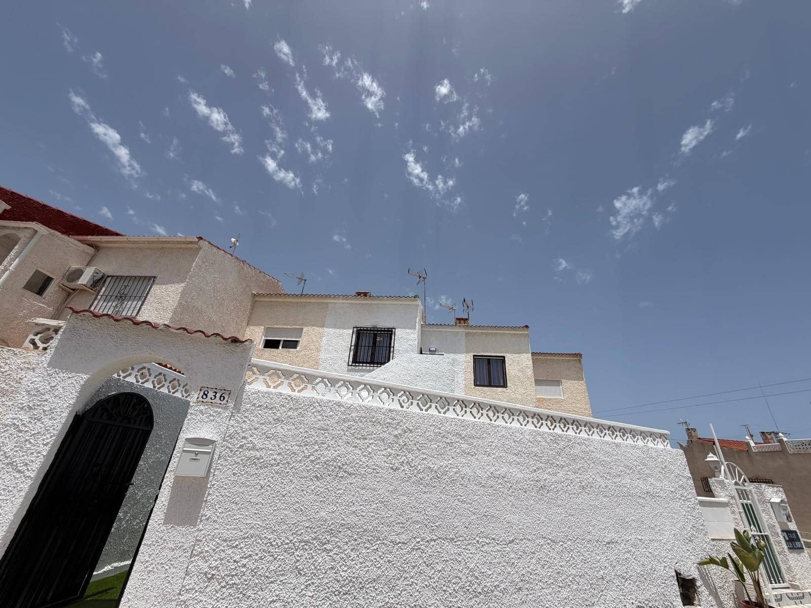 2 sypialnia Bungalow na sprzedaż w Torrevieja - 115 000 € (Ref: 9913462)