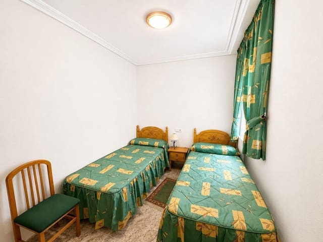 2 quarto Apartamento para venda em Avenida Habaneras - Curva de Palangre, Torrevieja com garagem - 174 000 € (Ref: 9913465)
